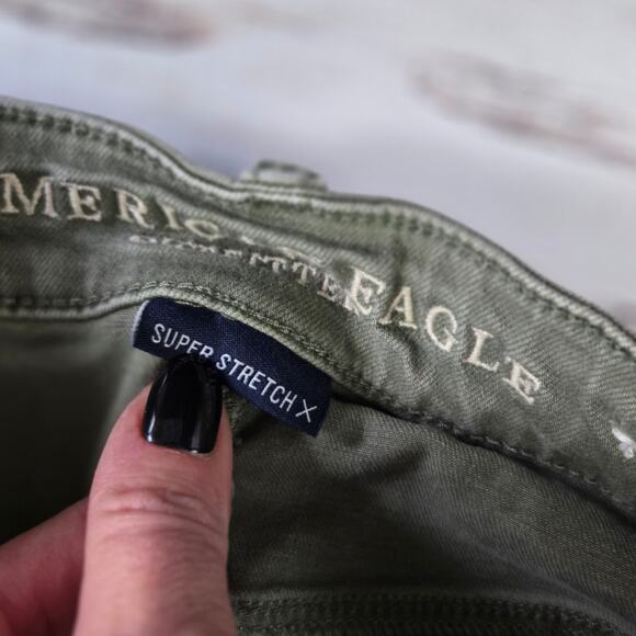 American Eagle Army Green Distressed Super Stretch X High Rise Jegging sz 2 - Picture 6 of 7